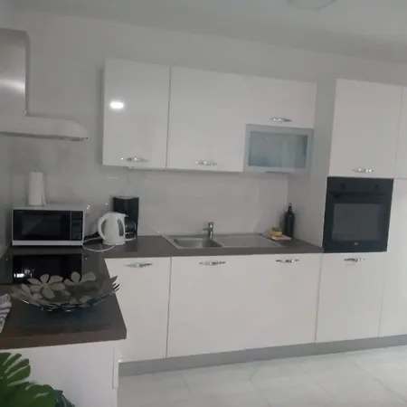Four Bedroom With Terrace And Swimming Pool