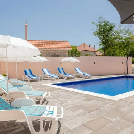 Four Bedroom With Terrace And Swimming Pool Villa *